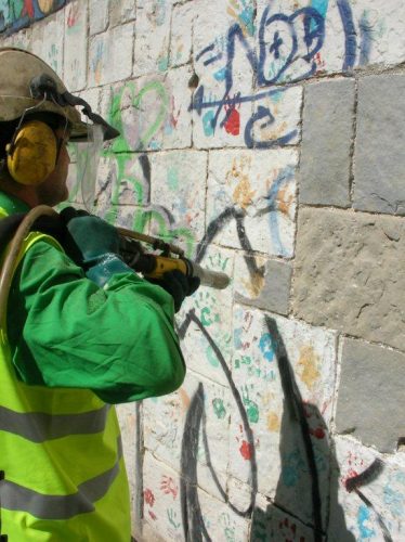 Graffiti-entfernen