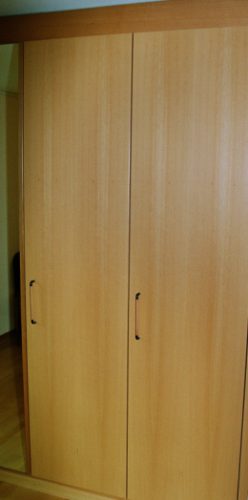 zweitueriger-Schrank